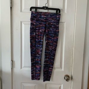 Lululemon Patterned Ankle Length Leggings Size 8